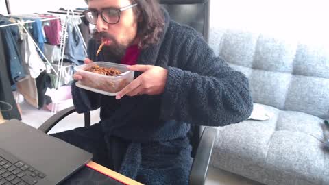 Snapshot of fizz6572 chatting on 02/05/25, 01:11 fizz6572 online show from 02/05/25, 01:11