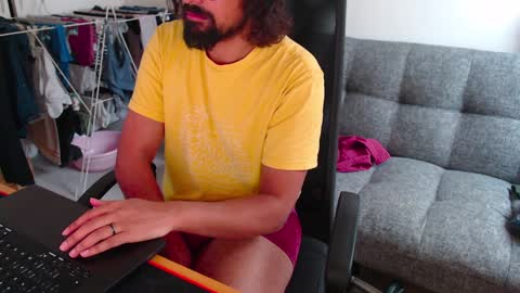 Snapshot of fizz6572 chatting on 02/07/25, 09:05 fizz6572 online show from 02/07/25, 09:05