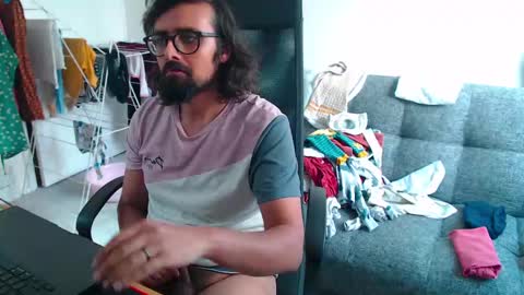 Snapshot of fizz6572 chatting on 02/14/25, 11:42 fizz6572 online show from 02/14/25, 11:42