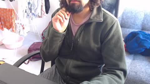 Snapshot of fizz6572 chatting on 03/03/25, 11:00 fizz6572 online show from 03/03/25, 11:00