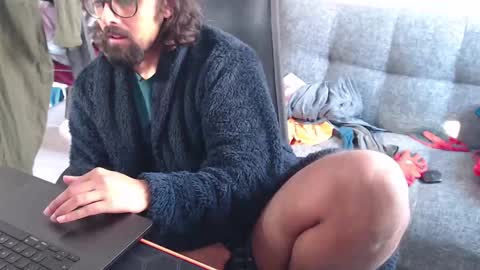 Snapshot of fizz6572 chatting on 03/07/25, 10:02 fizz6572 online show from 03/07/25, 10:02