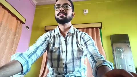 Snapshot of fizz_04_fun chatting on 04/02/26, 04:43 Ur BoyToy online show from 04/02/26, 04:43