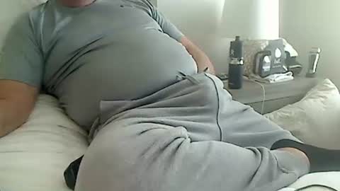 Snapshot of fjcs73 chatting on 02/25/26, 05:22 fjcs73 online show from 02/25/26, 05:22