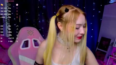 Sophie online show from 09/24/25, 04:05