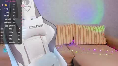 Snapshot of flamystar chatting on 03/12/25, 03:57 Yana online show from 03/12/25, 03:57