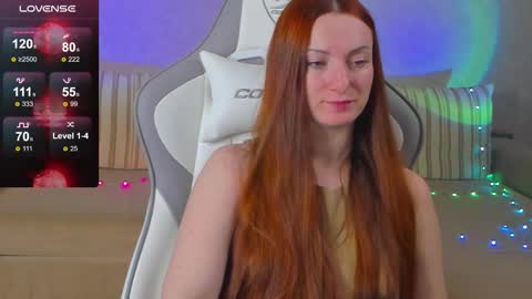 Snapshot of flamystar chatting on 11/16/25, 02:39 Yana online show from 11/16/25, 02:39