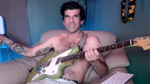 Flannel Dong online show from 09/18/25, 12:01