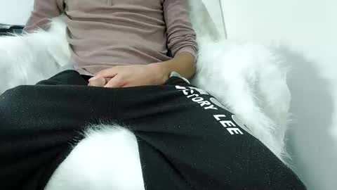 Snapshot of flashdick512 chatting on 11/12/25, 06:08 flashdick512 online show from 11/12/25, 06:08