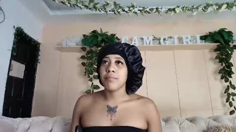 Snapshot of flavia_cruz chatting on 06/10/26, 12:15 Flavia online show from 06/10/26, 12:15