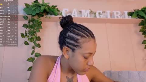 Snapshot of flavia_cruz chatting on 06/21/26, 11:57 Flavia online show from 06/21/26, 11:57