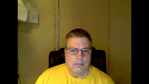 Snapshot of fletch32 chatting on 03/29/26, 12:16 jd online show from 03/29/26, 12:16