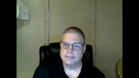Snapshot of fletch32 chatting on 05/04/26, 10:50 jd online show from 05/04/26, 10:50