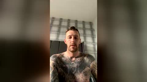 Snapshot of fletcher1985 chatting on 07/06/26, 03:58 fletcher1985 online show from 07/06/26, 03:58