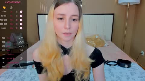 Snapshot of fleximona chatting on 01/29/25, 09:33 FlexiMona online show from 01/29/25, 09:33