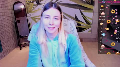 Snapshot of fleximona chatting on 01/11/26, 10:31 FlexiMona online show from 01/11/26, 10:31