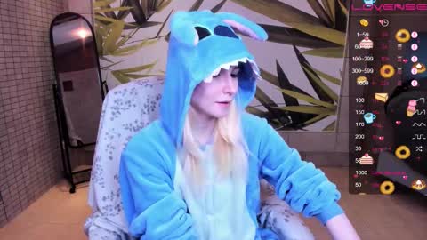 Snapshot of fleximona chatting on 02/01/26, 09:52 FlexiMona online show from 02/01/26, 09:52