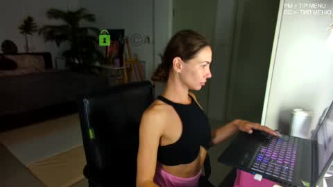 Snapshot of flexy_cat chatting on 05/21/26, 12:12 Flexy Cat online show from 05/21/26, 12:12