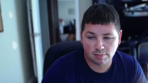 Snapshot of flguy_mike chatting on 11/14/25, 06:28 FL guy online show from 11/14/25, 06:28