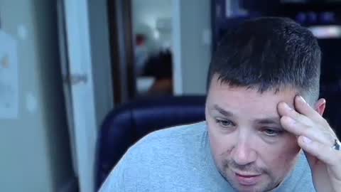 Snapshot of flguy_mike chatting on 11/24/25, 07:57 FL guy online show from 11/24/25, 07:57