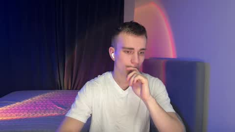 Snapshot of flikyy chatting on 12/21/25, 03:41 flikyy online show from 12/21/25, 03:41