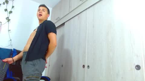 Snapshot of flint_ryan chatting on 02/13/26, 10:39 Nico online show from 02/13/26, 10:39