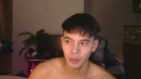Snapshot of flirtfactorx chatting on 04/26/26, 02:59 flirtfactorx online show from 04/26/26, 02:59