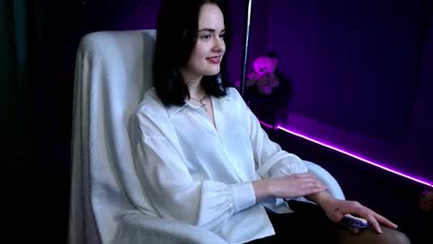 Snapshot of flirty_nika chatting on 01/12/26, 05:18 flirty_nika online show from 01/12/26, 05:18
