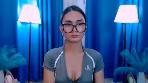 Snapshot of flirtymarga chatting on 03/23/26, 05:39 Marga online show from 03/23/26, 05:39