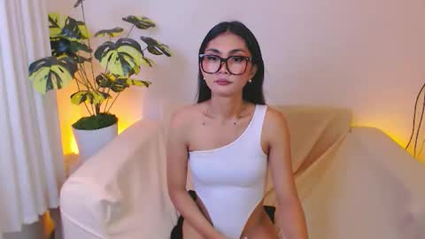 Snapshot of flirtymarga chatting on 05/24/26, 04:45 Marga online show from 05/24/26, 04:45