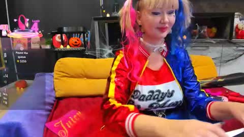 Snapshot of flirtymary chatting on 10/20/25, 11:05 Mary online show from 10/20/25, 11:05
