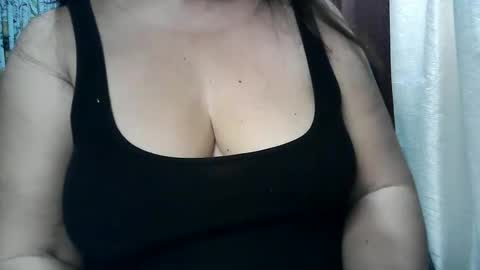 Snapshot of flirtymistressx chatting on 11/09/25, 01:37 FlirtyMistressX online show from 11/09/25, 01:37