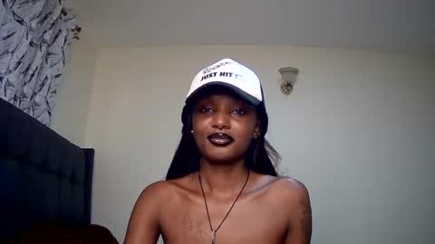 sheery online show from 01/05/25, 01:04