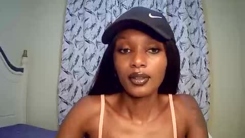 sheery online show from 02/21/25, 06:40