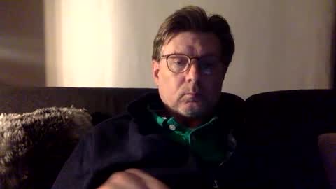 Snapshot of flonolalacla chatting on 02/13/25, 06:27 flonolalacla online show from 02/13/25, 06:27
