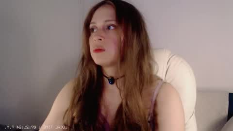 flor3citarockera online show from 11/28/25, 12:24