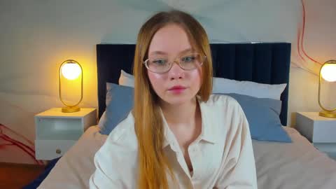 Snapshot of floralarsson chatting on 06/03/26, 02:58 hey there guys im Flora no not the one from WInx. But I love magical stuff and especially I love nature. I dont know I thin online show from 06/03/26, 02:58