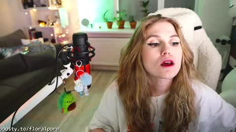 Flora Pepega       online show from 03/06/25, 08:48