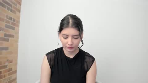 Snapshot of flordejamaica chatting on 11/02/25, 09:17 Tell me My Love online show from 11/02/25, 09:17