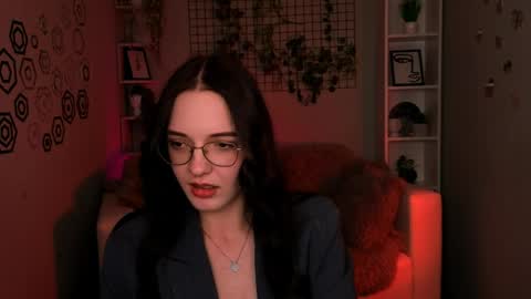 Snapshot of florence_barker chatting on 05/04/26, 12:56 florence_barker online show from 05/04/26, 12:56