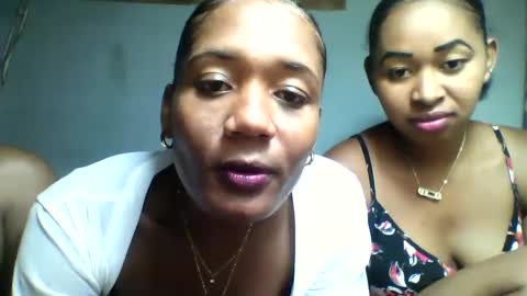 florencia011 online show from 02/14/25, 04:41