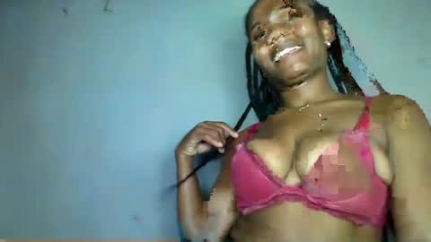 florencia011 online show from 03/06/25, 11:47