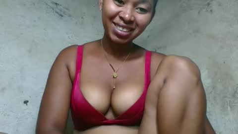 Snapshot of florencia011 chatting on 02/22/26, 03:21 florencia011 online show from 02/22/26, 03:21