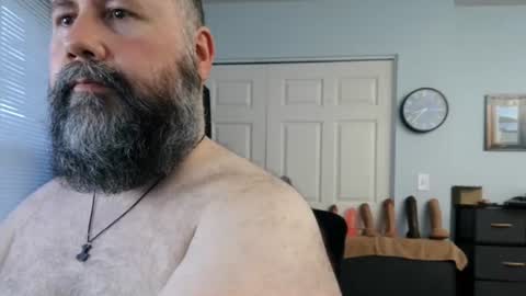Snapshot of floridabearx chatting on 06/19/26, 12:37 FloridaBear online show from 06/19/26, 12:37