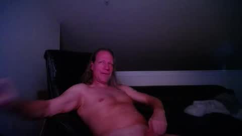 Snapshot of floridacat017 chatting on 02/01/26, 06:01 Double-D online show from 02/01/26, 06:01