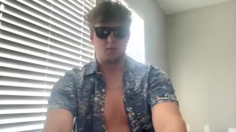 CollegeBoy22 online show from 02/05/25, 07:53