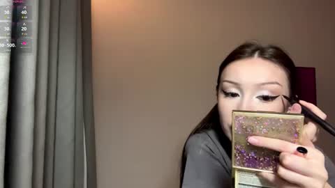 Snapshot of florinebolevice chatting on 07/10/26, 03:47 Lucy online show from 07/10/26, 03:47
