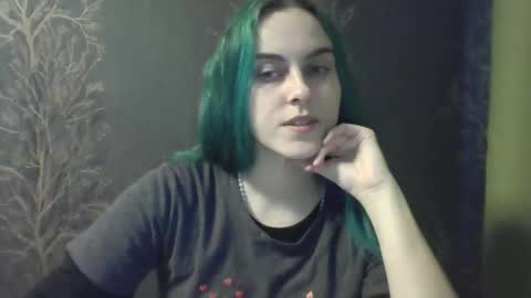 Snapshot of flower_bluee chatting on 01/14/26, 01:06 Ambika 3 online show from 01/14/26, 01:06