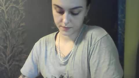 Snapshot of flower_bluee chatting on 03/08/26, 12:20 Ambika 3 online show from 03/08/26, 12:20