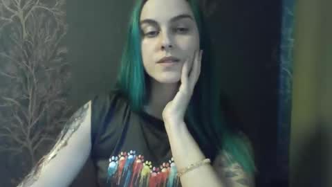 Snapshot of flower_bluee chatting on 03/15/26, 12:44 Ambika 3 online show from 03/15/26, 12:44