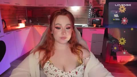 Snapshot of flower_camellia chatting on 12/17/24, 11:59 Camelia online show from 12/17/24, 11:59